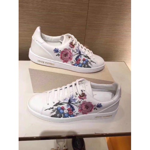 Louos Vuitton Sneakers LVS4326657