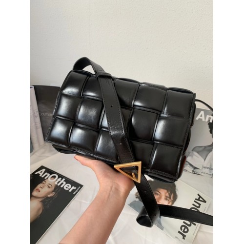 Bottega Veneta Cassette Black Bag BVTACSST