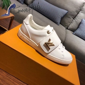 Louos Vuitton Sneakers LVS4326658