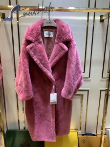 MaxMara Teddy Bear icoan coat pink