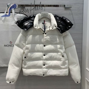 Moncler Jacket MCJK-25899