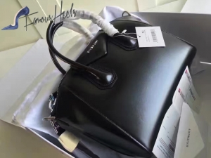 Givenchy Antigona shiny black